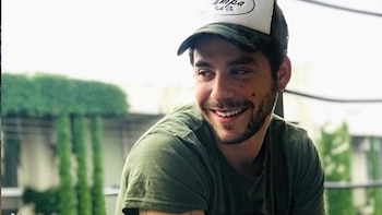 Fernando Dente reveló que es hijo de un cura