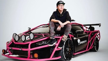 Alex Choi es famoso por