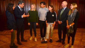 Manes y Lorenzetti durante el encuentro con Jóvenes por el Clima Argentina