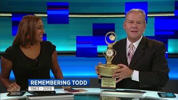 En los últimos años Todd presentaba las noticias del fin de semana junto a Neki Mohan (Foto: Local News 10/WLPG)