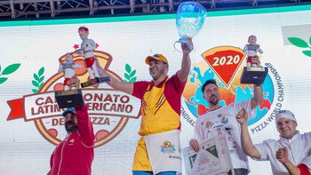 Eduardo Castro es colombiano y