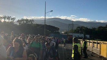 Reabrieron los pasos fronterizos con