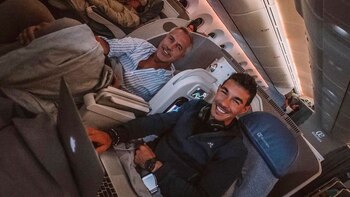 Su reciente encuentro en vuelo