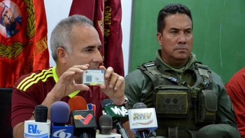 El chavismo presentó el “carnet