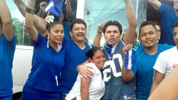 Decenas de presos políticos fueron