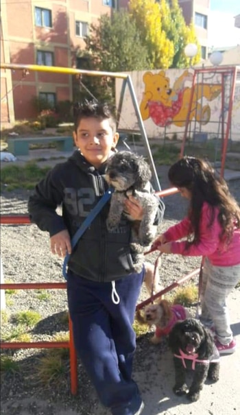 Leonel tiene 11 años pero