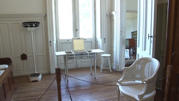 Esta es una de las habitaciones que posee la vivienda