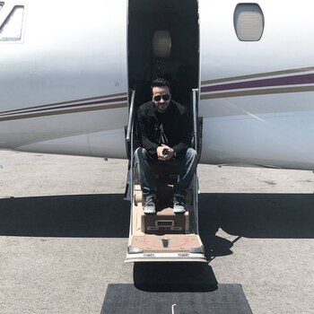 En su nueva gira armará