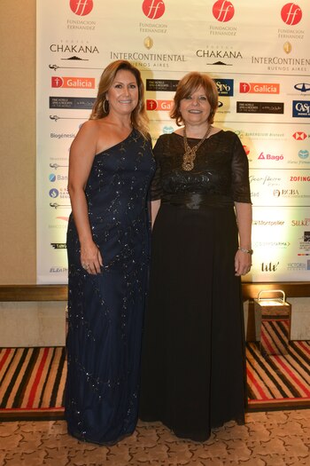 Lili Monsegou y la ministra