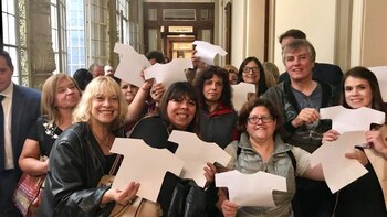 Hugo junto a otros integrantes