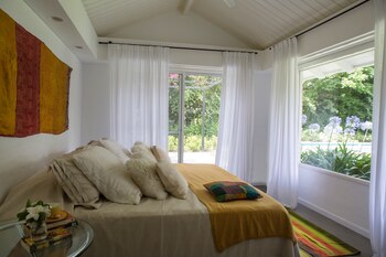 Tejidos artesanales en colores de