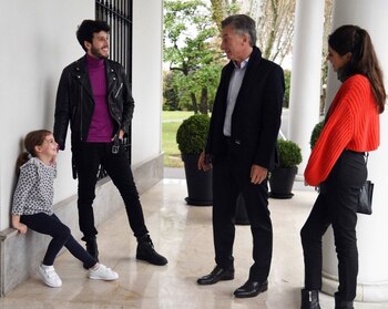 Al llegar al lugar, Yatra