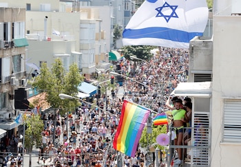 Miles de personas asistieron a