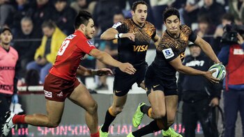 Jaguares mejoró y de menor