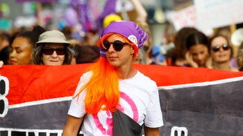 Miles de mujeres protestaron contra