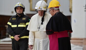 Francisco en la catedral de