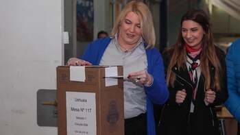 La actual gobernadora de Tierra