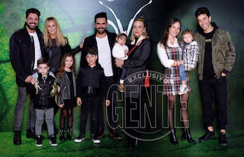 Castro (con Sabrina Rojas y