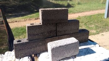 Los eco ladrillos son un