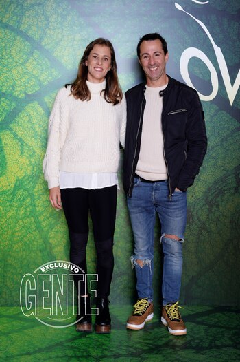 Carla Rebecchi, la goleadora de Las Leonas, y su pareja, el ex jugador nacional de hockey sobre césped y padre de su hija, Jorge Lombi.