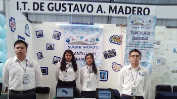 Alumnos del Tecnológico Nacional de