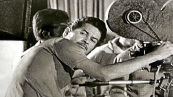 Había empezado a actuar de