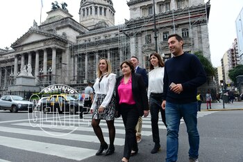 Ocaña con los legisladores porteños