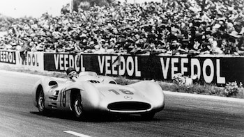 Además de los cinco títulos