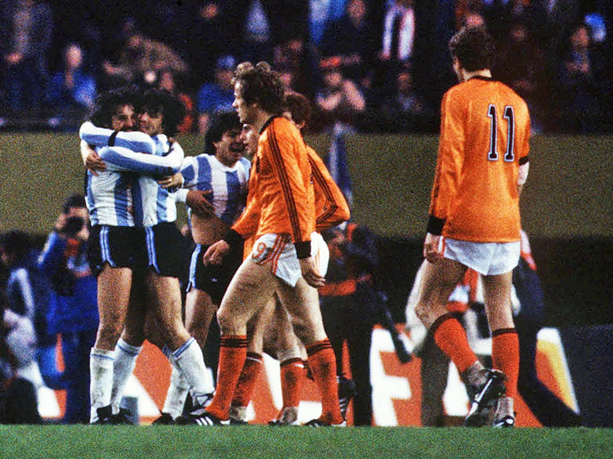 La charla de Menotti en la final con Holanda, "el doble comando" con el plantel y el plus del Profe Pizzarotti: a 41 años del primer título mundial de la Selección - Infobae