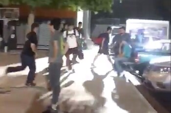 Los supuestos aficionados provocaron durante