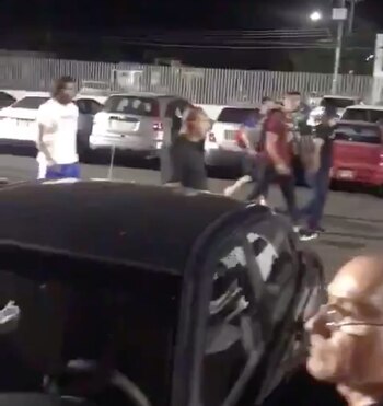 Los jugadores persiguieron a los