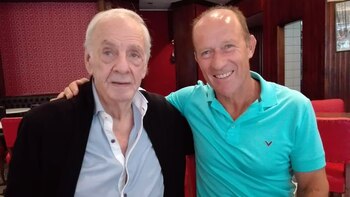 Gabriel Calderón junto a César