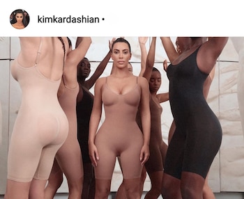 Kim Kardashian patentó para los Estados Unidos la palabra “kimono” para su marca de ropa interior. En Japón ya hablan de “apropiación cultural”.