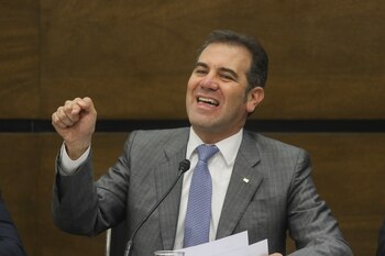 El INE, presidido por Lorenzo