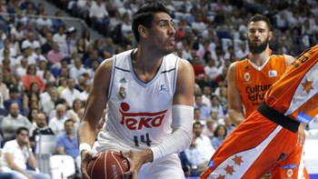 Ayón brilló con el Madrid