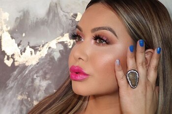 La hija del cantante no