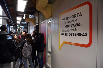 El mínimo de horas de