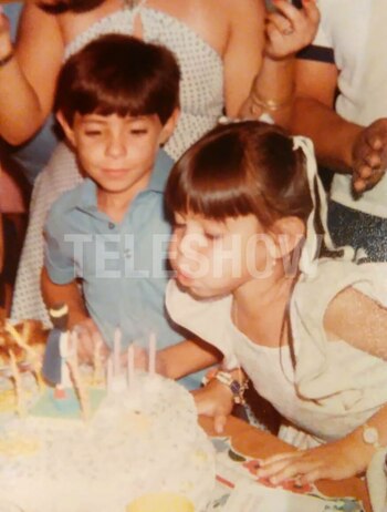 Mónica Farro en un cumpleaños