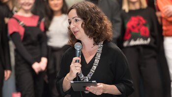 La alcaldesa de Ámsterdam, Femke