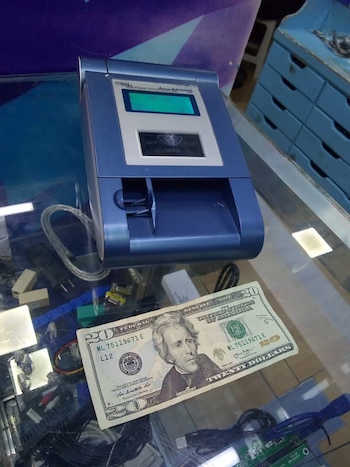 Los comerciantes están adquiriendo equipos