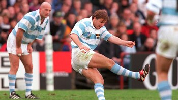 Quesada patea un penal contra