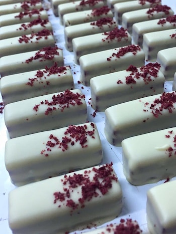 Delicias bañadas en chocolate blanco