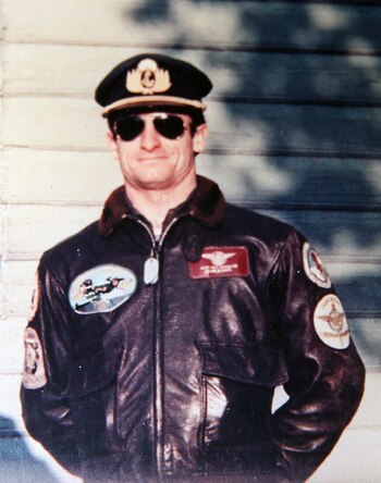 Tras lanzar sus cuatro bombas