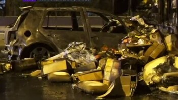 El auto siniestrado totalmente destruído