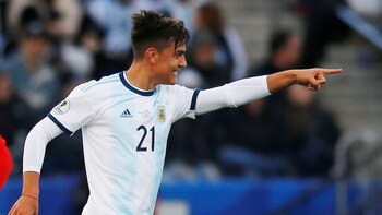Dybala festejó el segundo gol