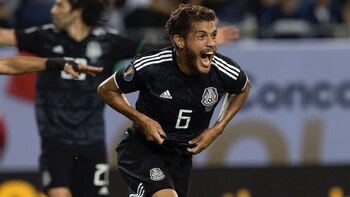 Jonathan Dos Santos emuló a