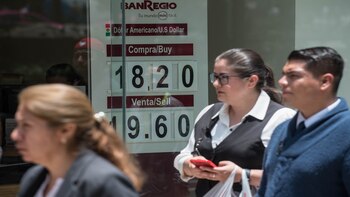 El dólar a la venta