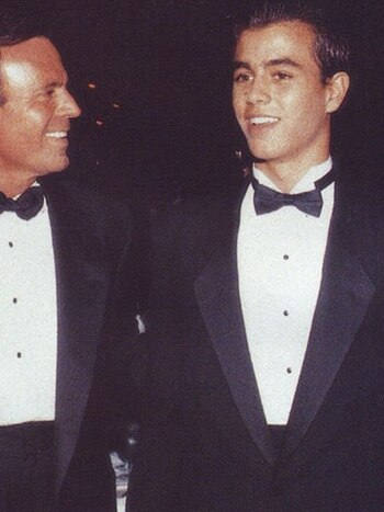 Julio y su hijo Enrique Iglesias (Foto IG: julioiglesiasofficial)