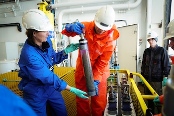 Los investigadores Louise Kiel Jensen