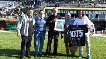 (Club Ferro Carril Oeste)